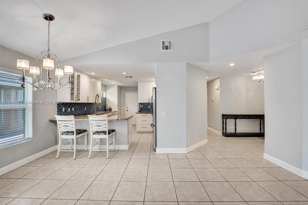2702 Arborwood Rd, Davie, Florida image 12