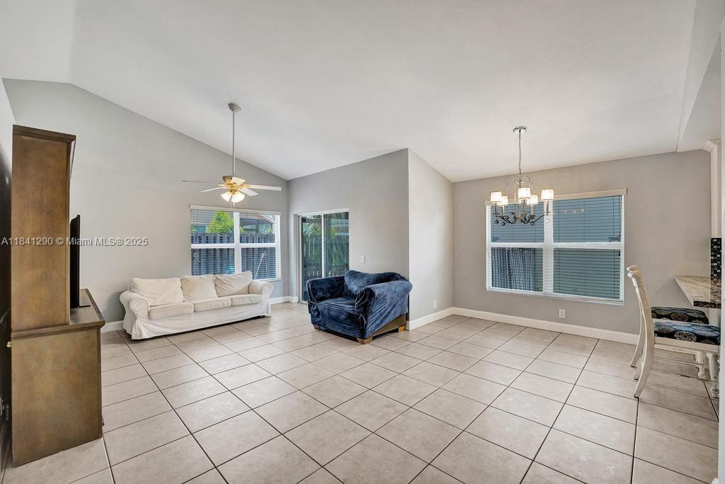 2702 Arborwood Rd, Davie, Florida image 6