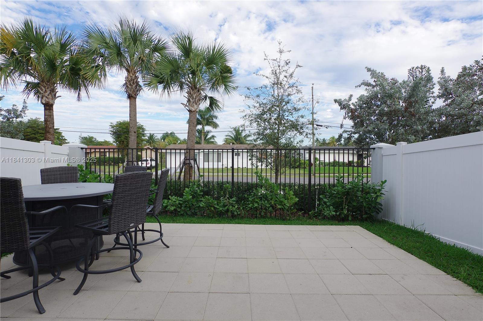 20441 NW 4th Ct, Miami Gardens, Florida image 25