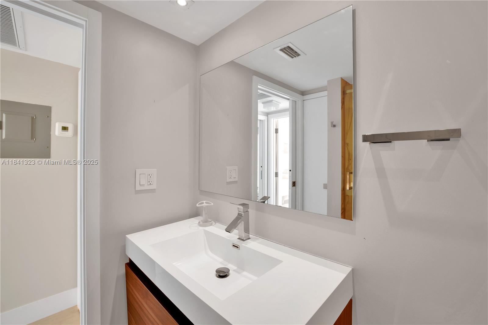 5151 Collins Ave #1125, Miami Beach, Florida image 22