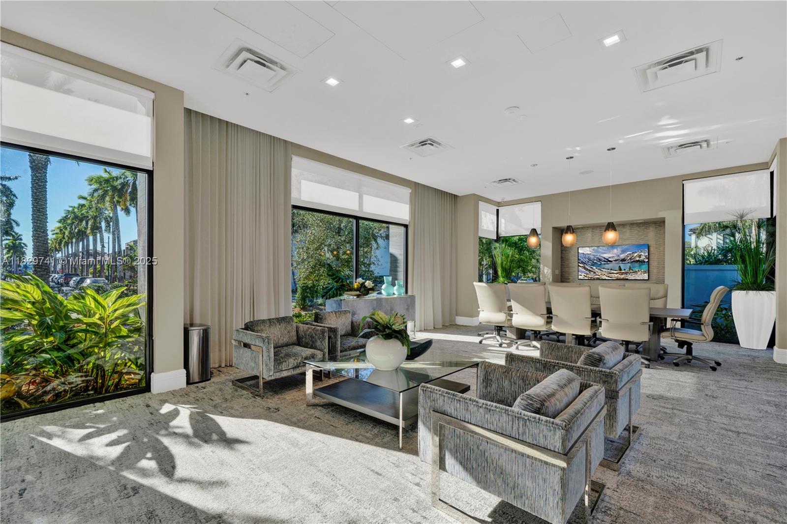 4413 NW 83rd Path, Doral, Florida image 27