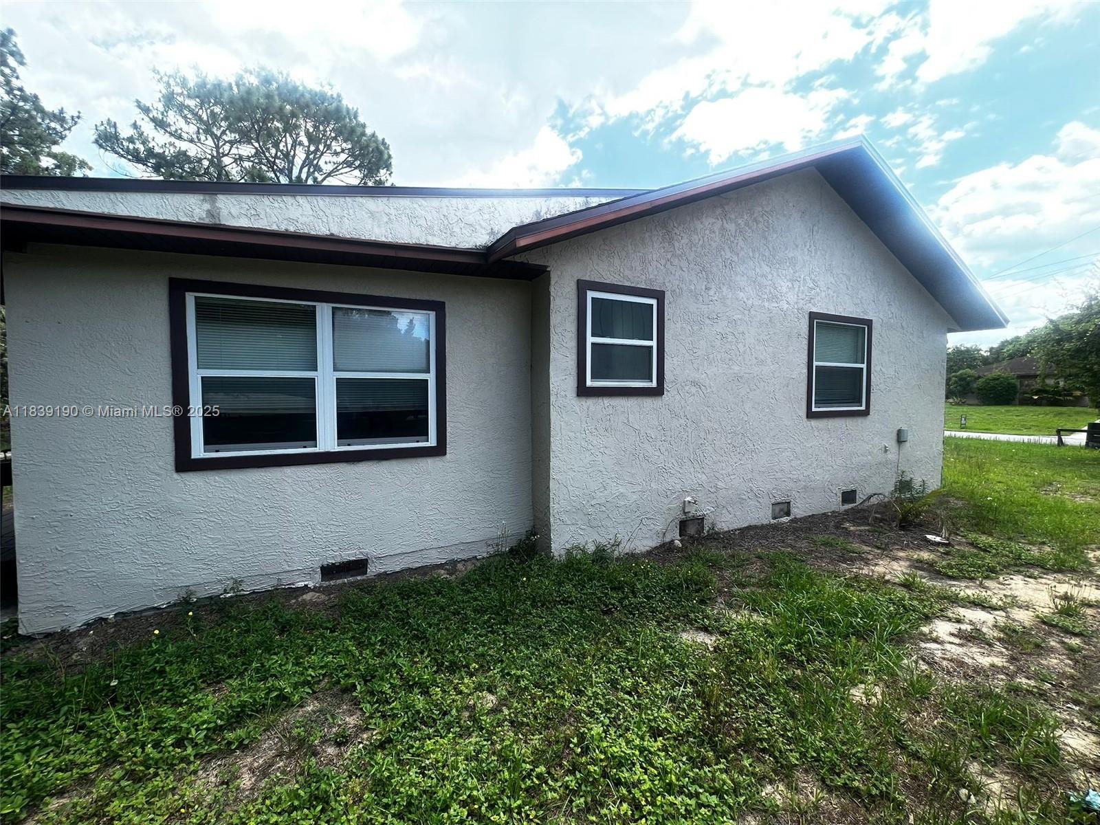 Residential, Crystal River, Florida image 29