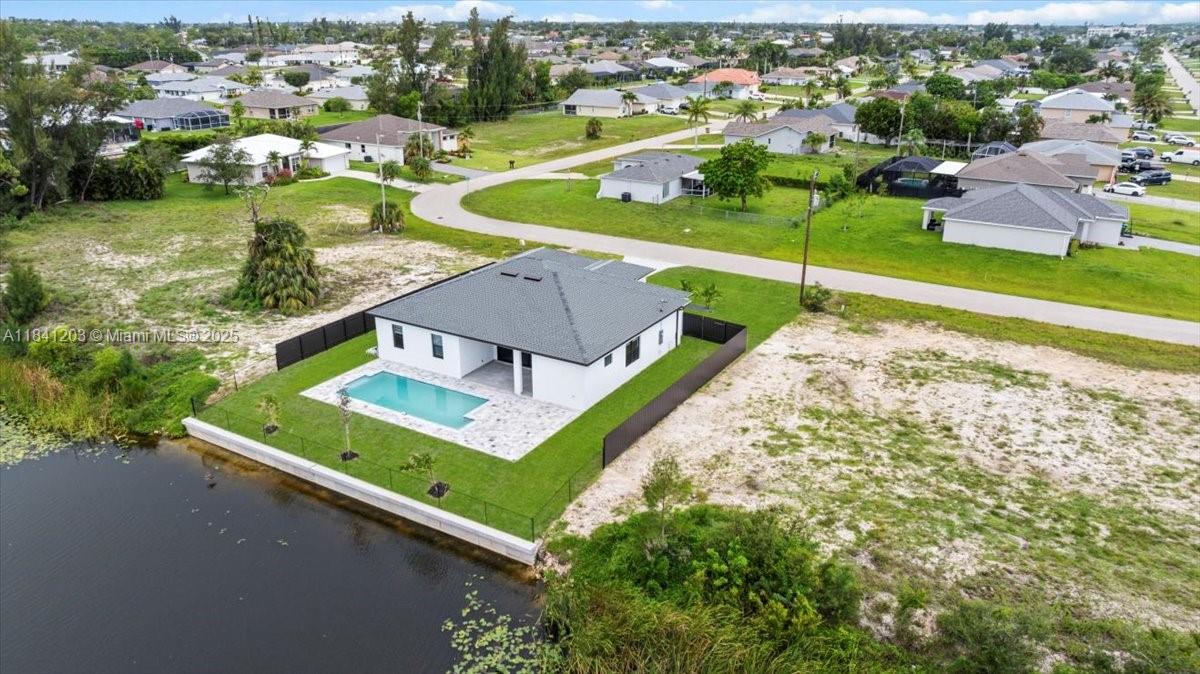 1425 Sw 11th Ct, Cape Coral, Florida image 11
