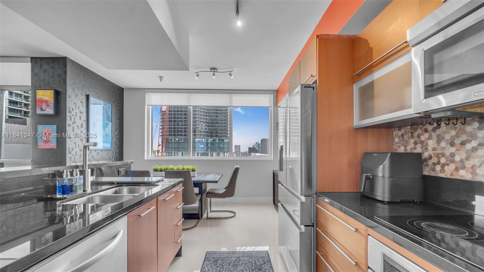 Property photo # 9