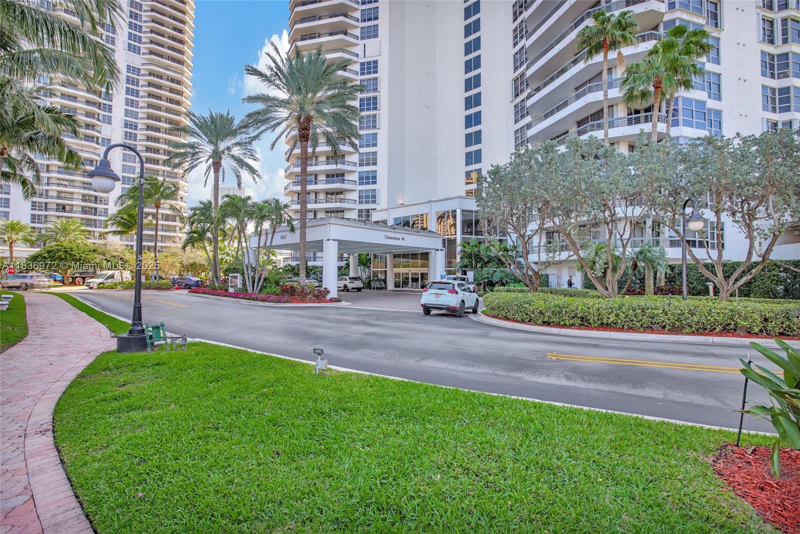 19101 NE 36th Ct #2405, Aventura, Florida image 42