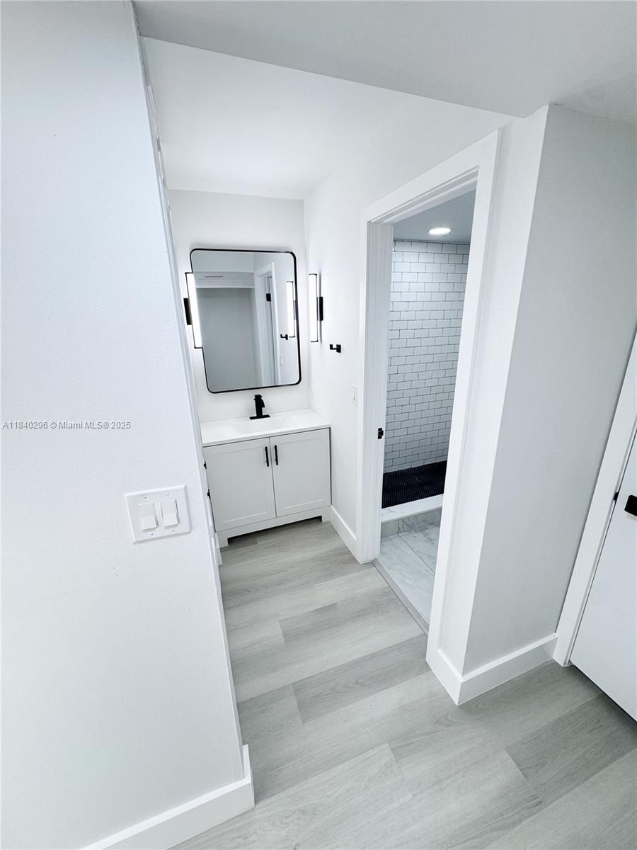 3660 Inverrary #1Y, Lauderhill, Florida image 18