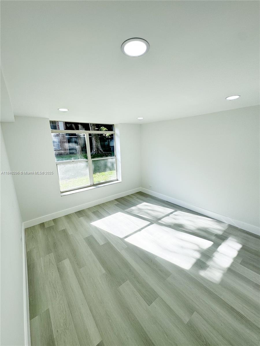 3660 Inverrary #1Y, Lauderhill, Florida image 19