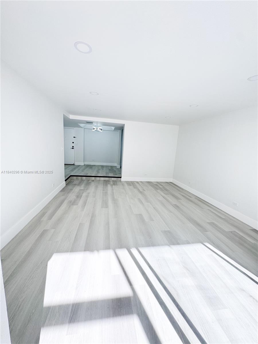 3660 Inverrary #1Y, Lauderhill, Florida image 5