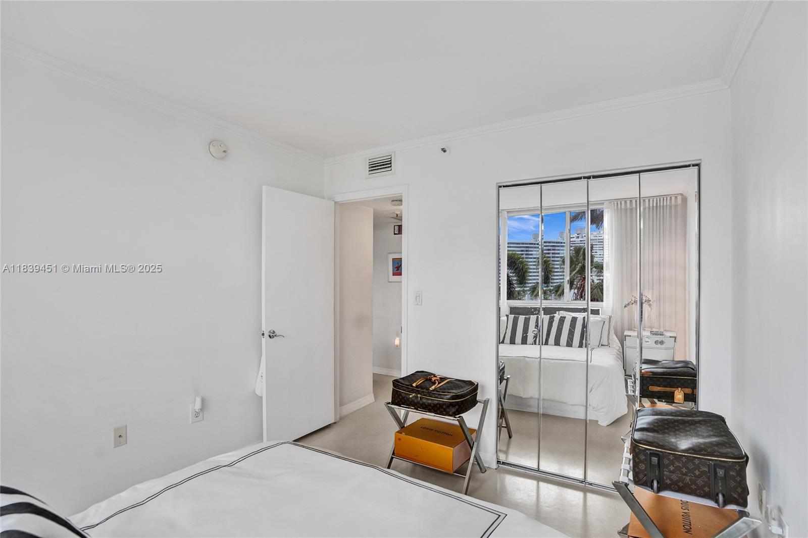 1621 Bay Rd #606, Miami Beach, Florida image 14