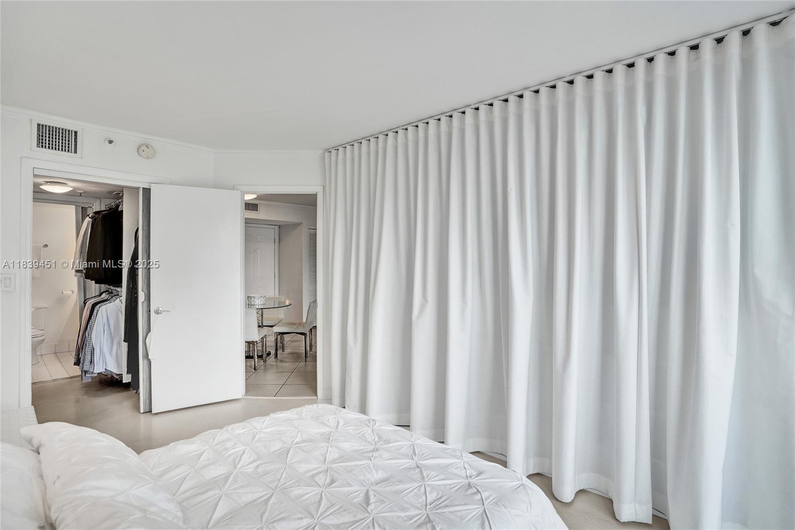 1621 Bay Rd #606, Miami Beach, Florida image 17