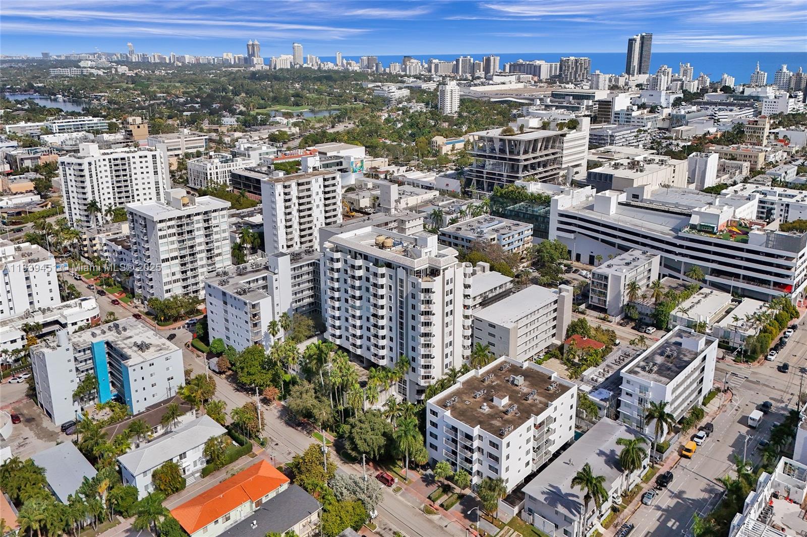 1621 Bay Rd #606, Miami Beach, Florida image 34