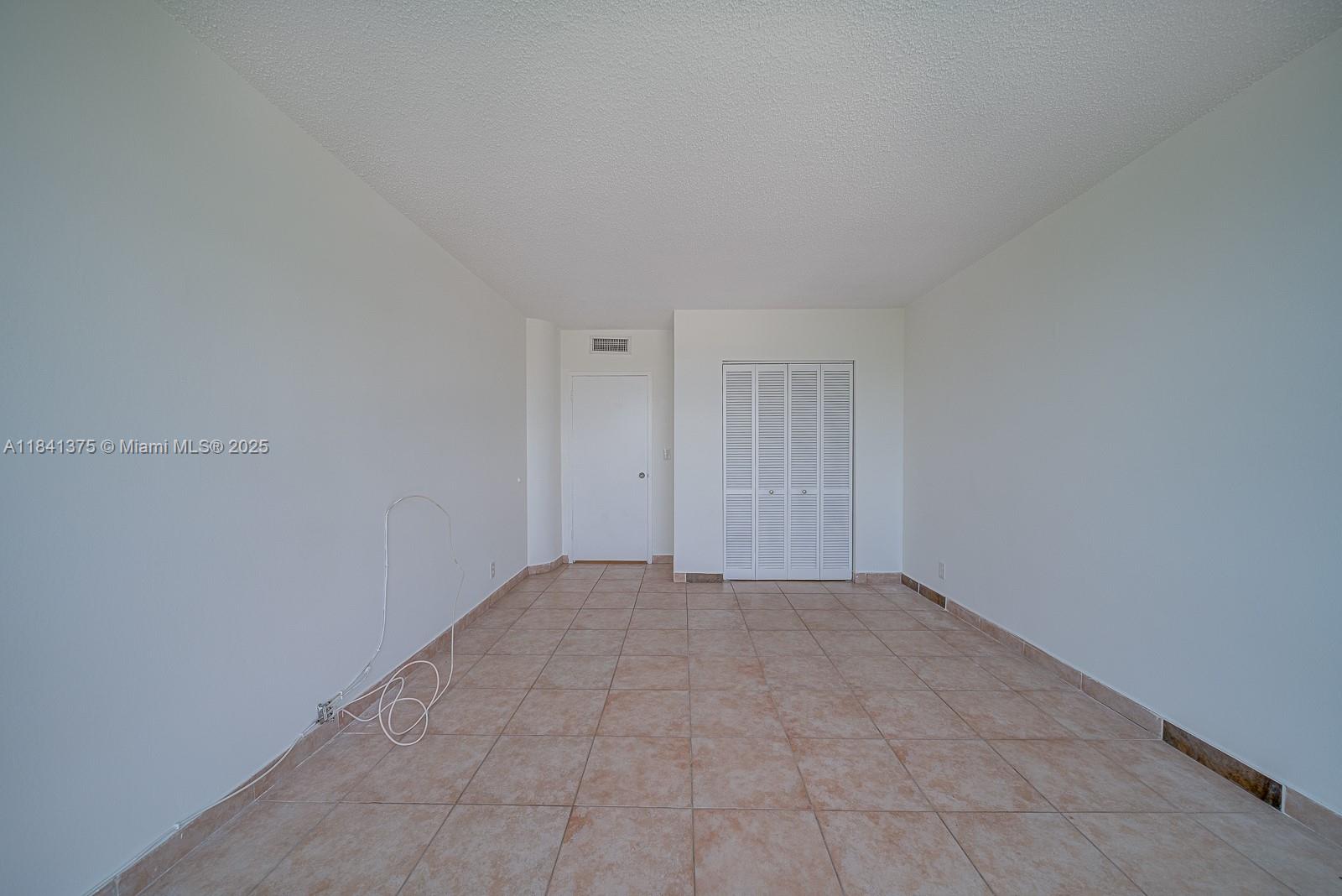 900 Bay Dr #303, Miami Beach, Florida image 17
