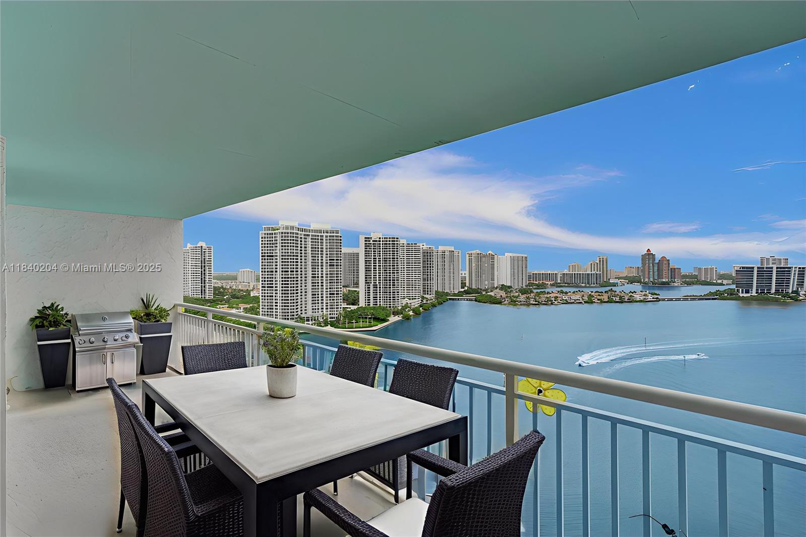301 174th St #2201, Sunny Isles Beach, Florida image 15