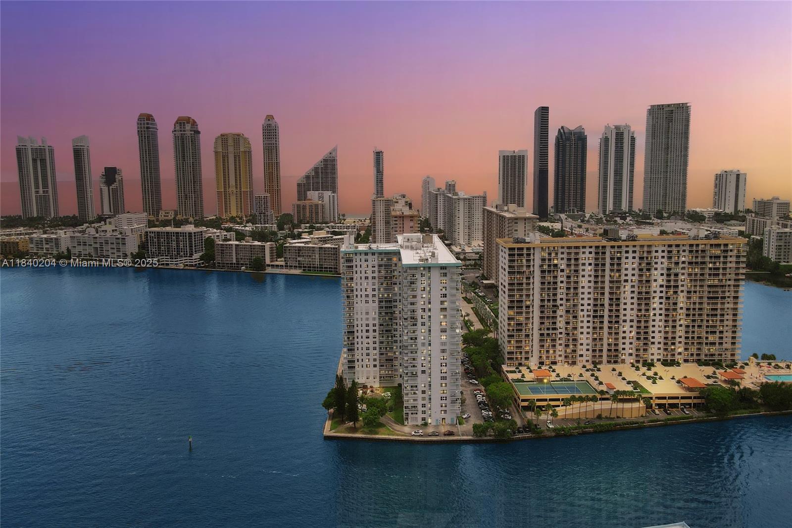 301 174th St #2201, Sunny Isles Beach, Florida image 2