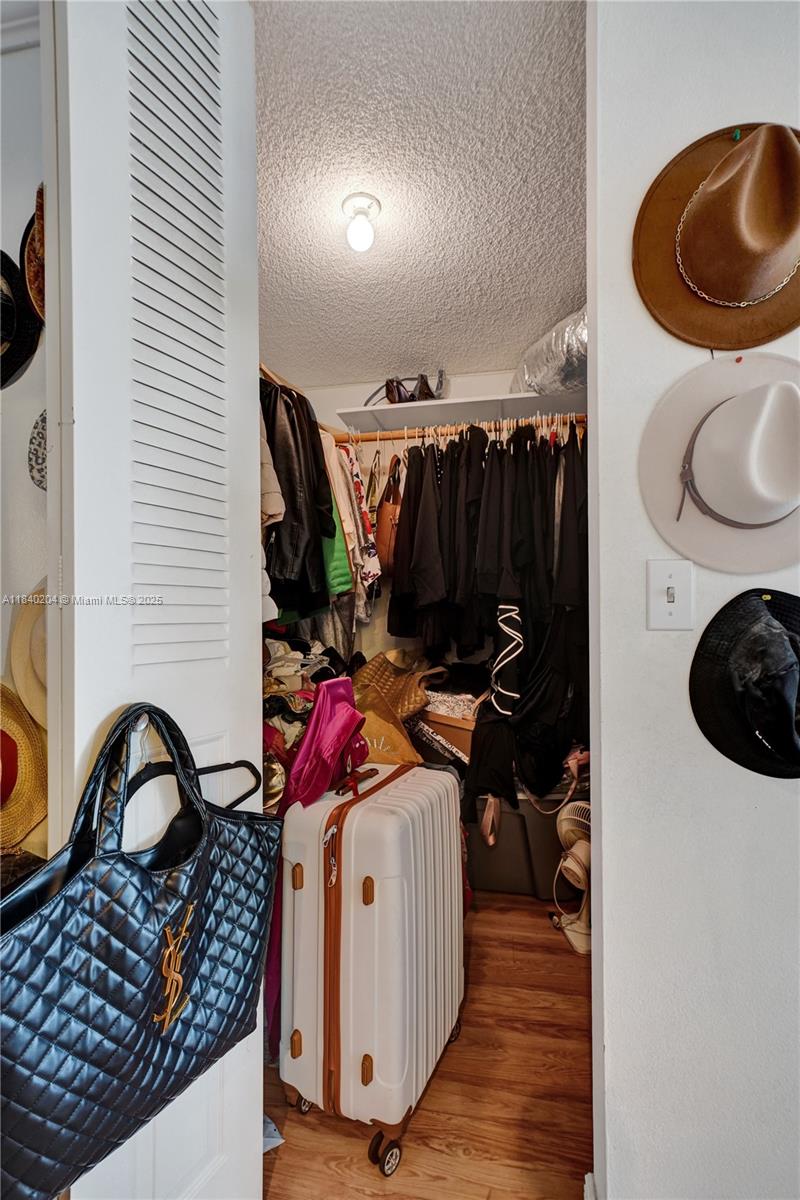 301 174th St #2201, Sunny Isles Beach, Florida image 33