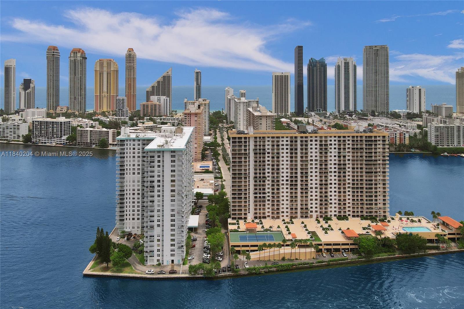301 174th St #2201, Sunny Isles Beach, Florida image 37
