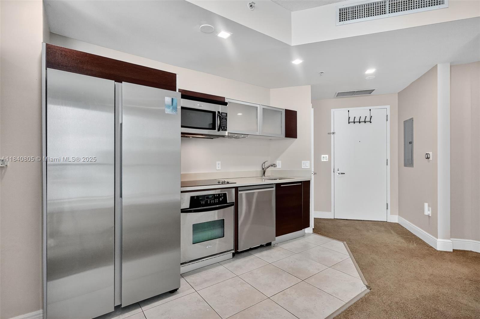 Property photo # 0