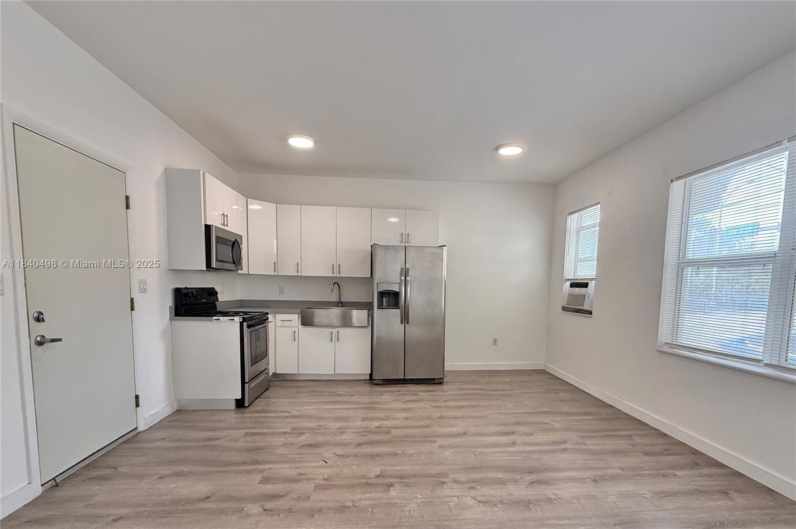 Property photo # 0
