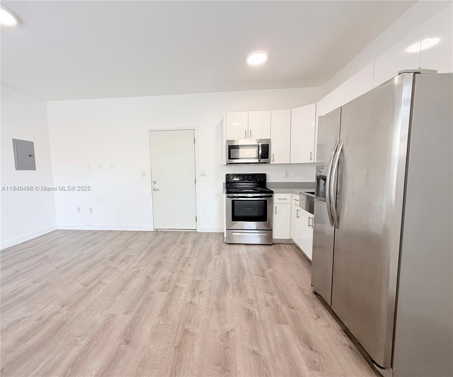 Property photo # 4
