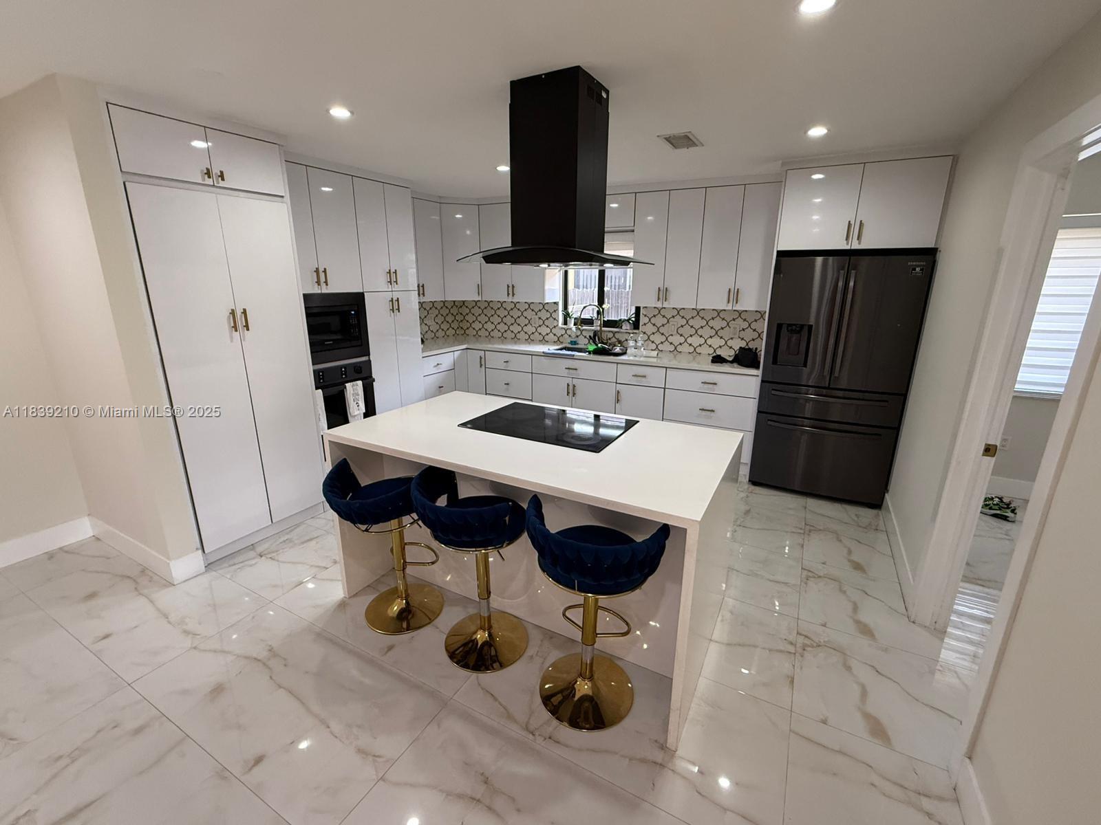 Property photo # 7