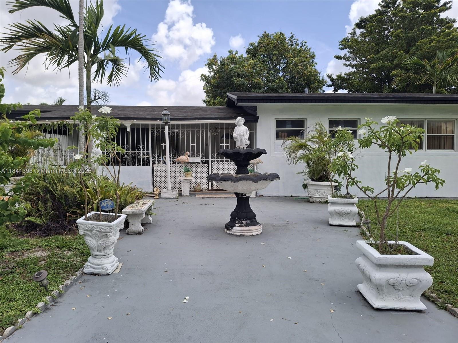 551 W 65th Dr, Hialeah, Florida image 1