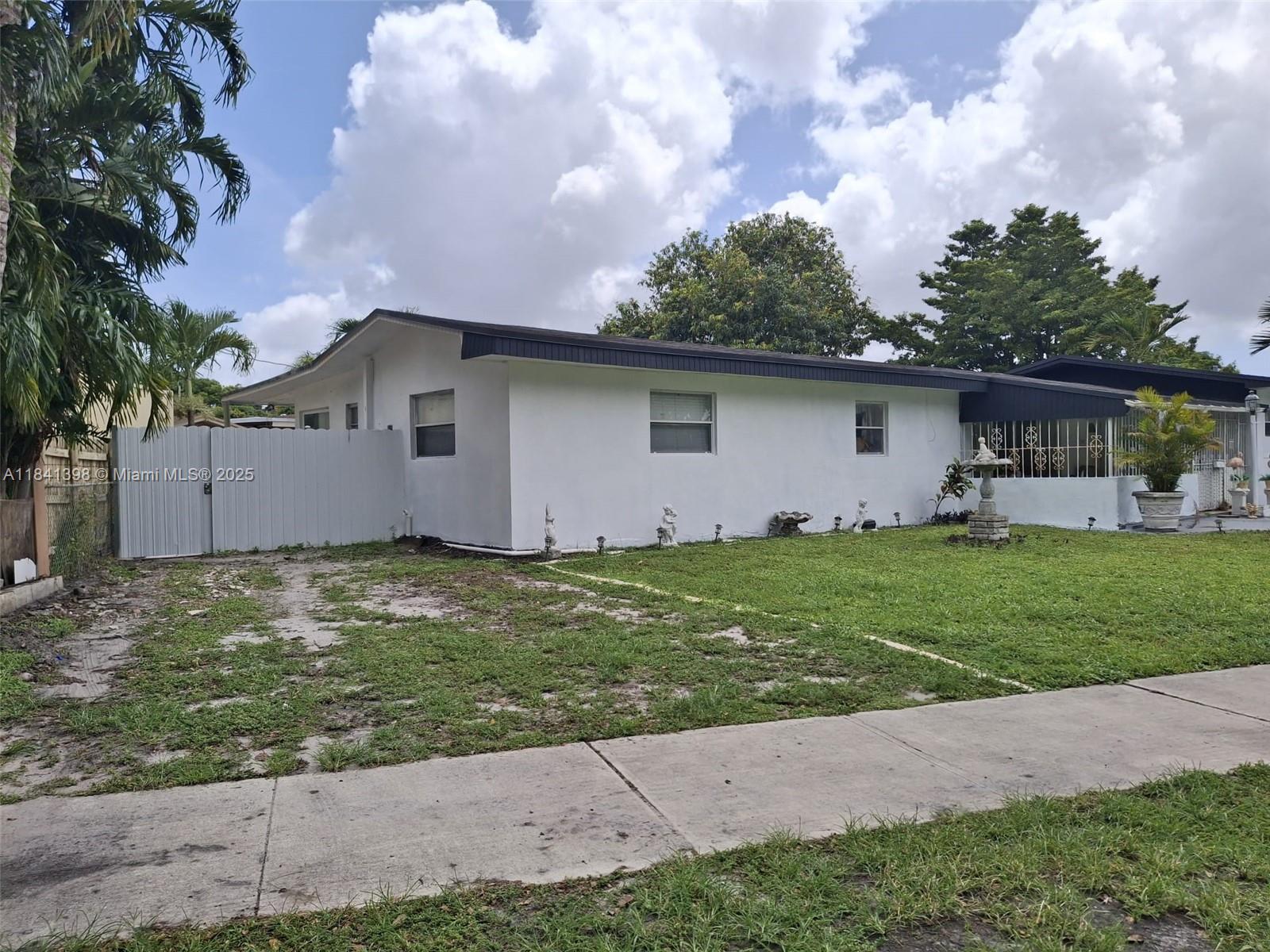 551 W 65th Dr, Hialeah, Florida image 9