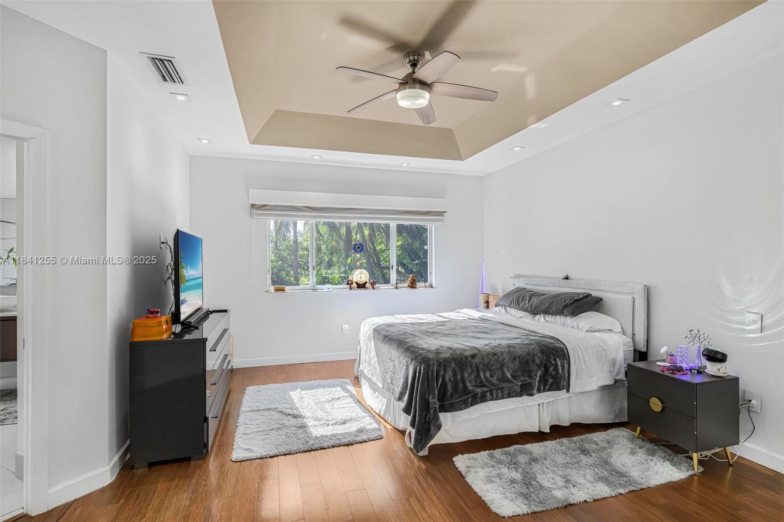 5805 NW 108th Pl, Doral, Florida image 22