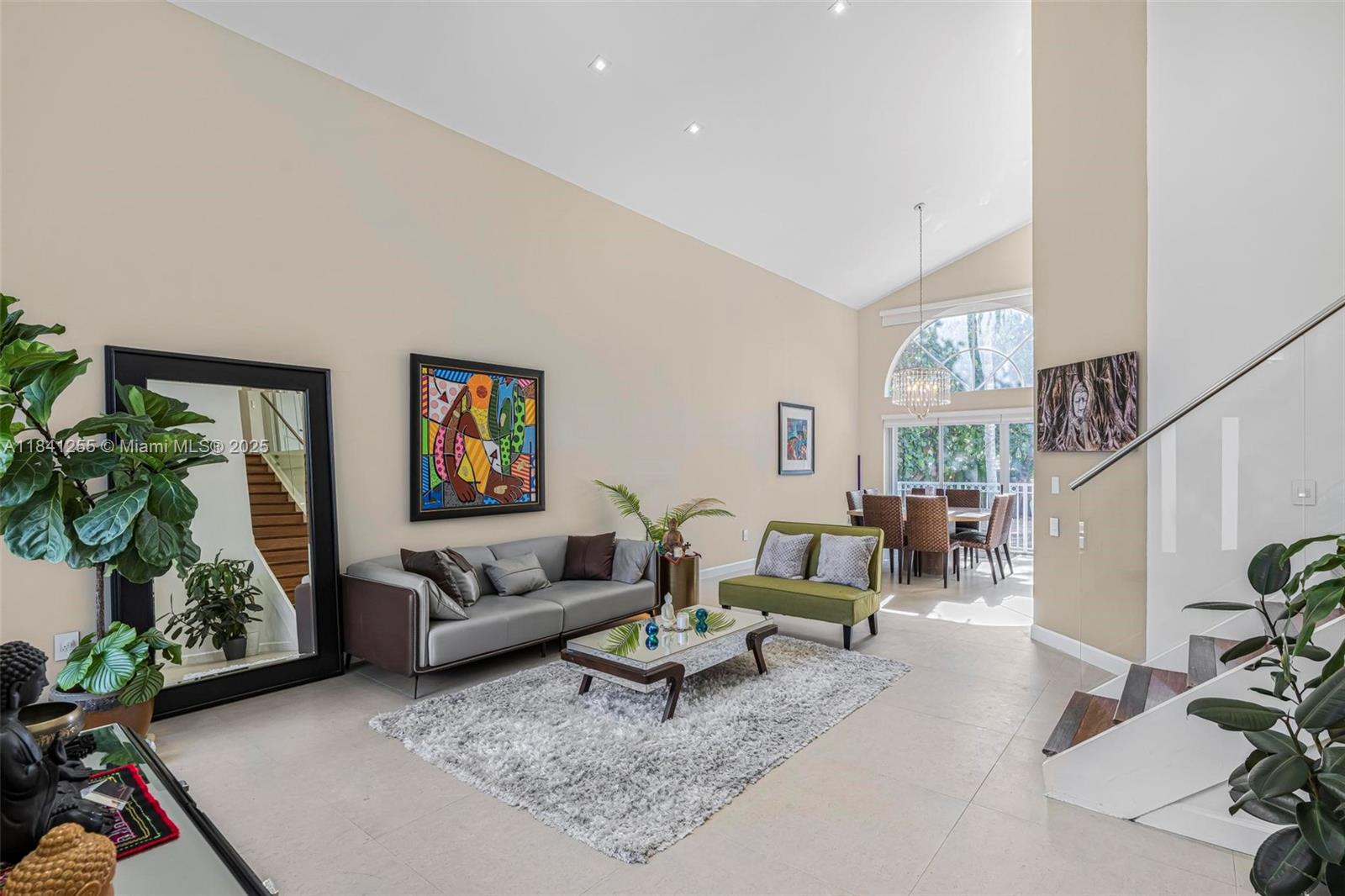 5805 NW 108th Pl, Doral, Florida image 7