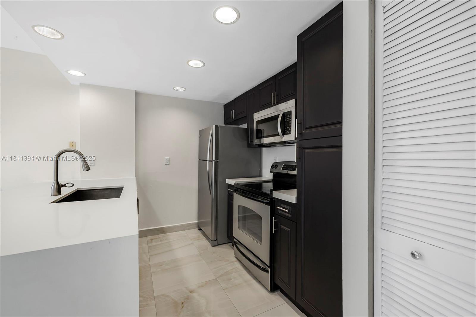 Property photo # 2