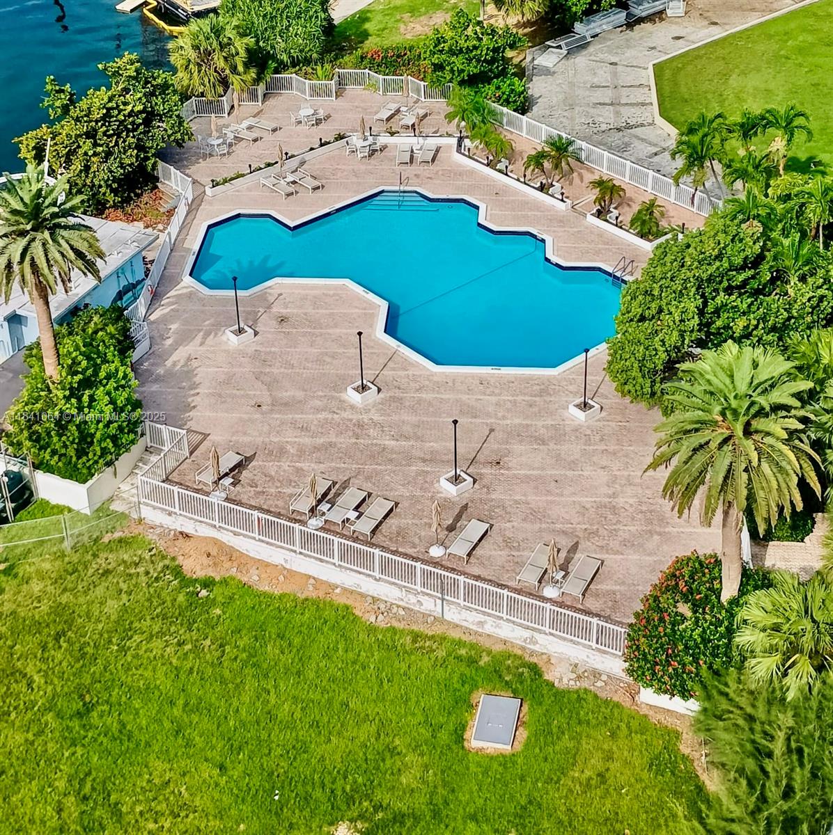 Property photo # 3