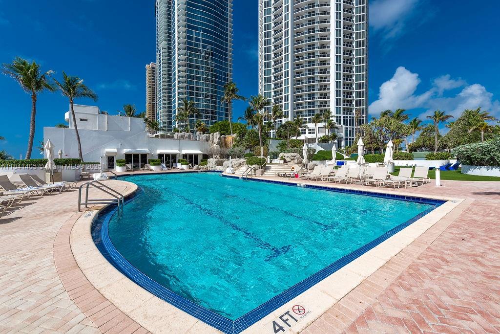 18101 Collins Ave #4601, Sunny Isles Beach, Florida image 35