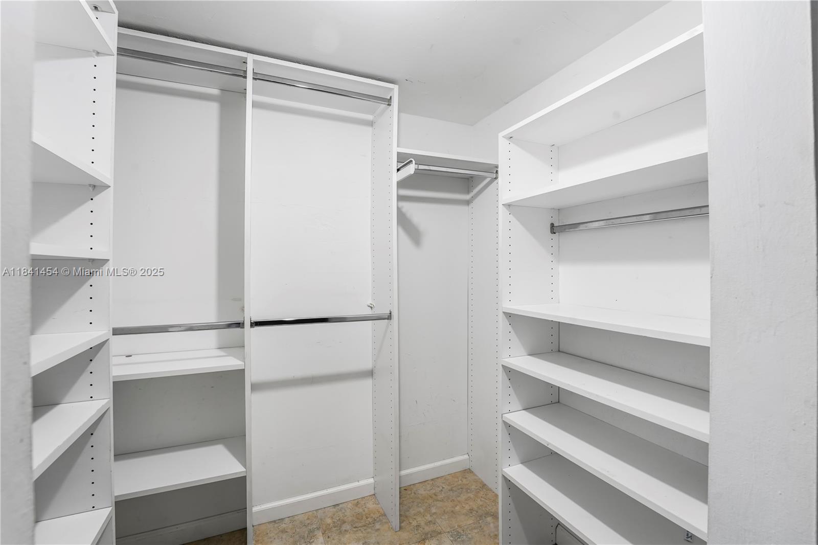 Property photo # 4