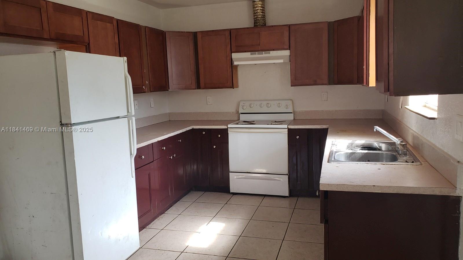 Property photo # 2