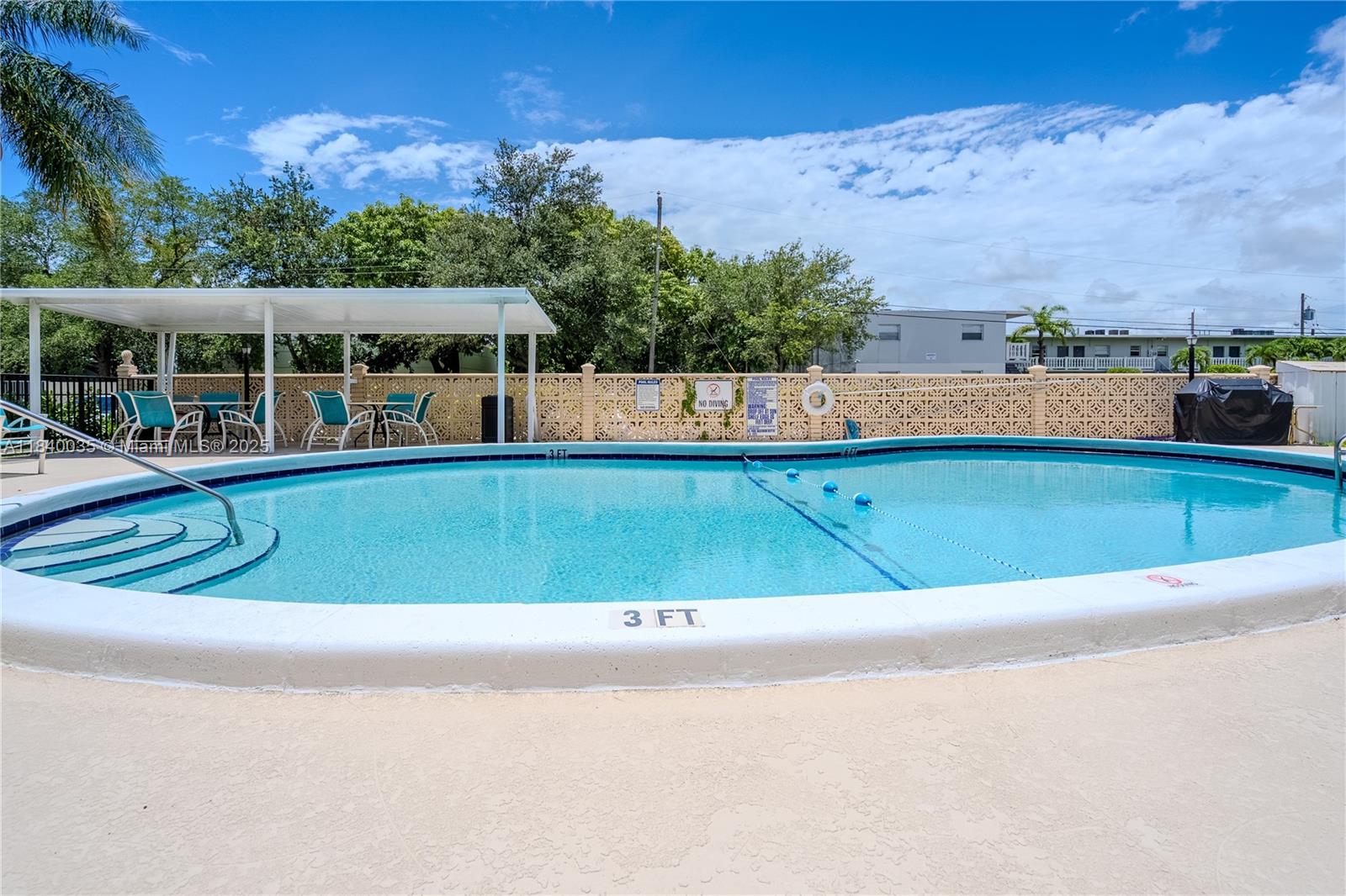 421 NE 1st St #101, Hallandale Beach, Florida image 45