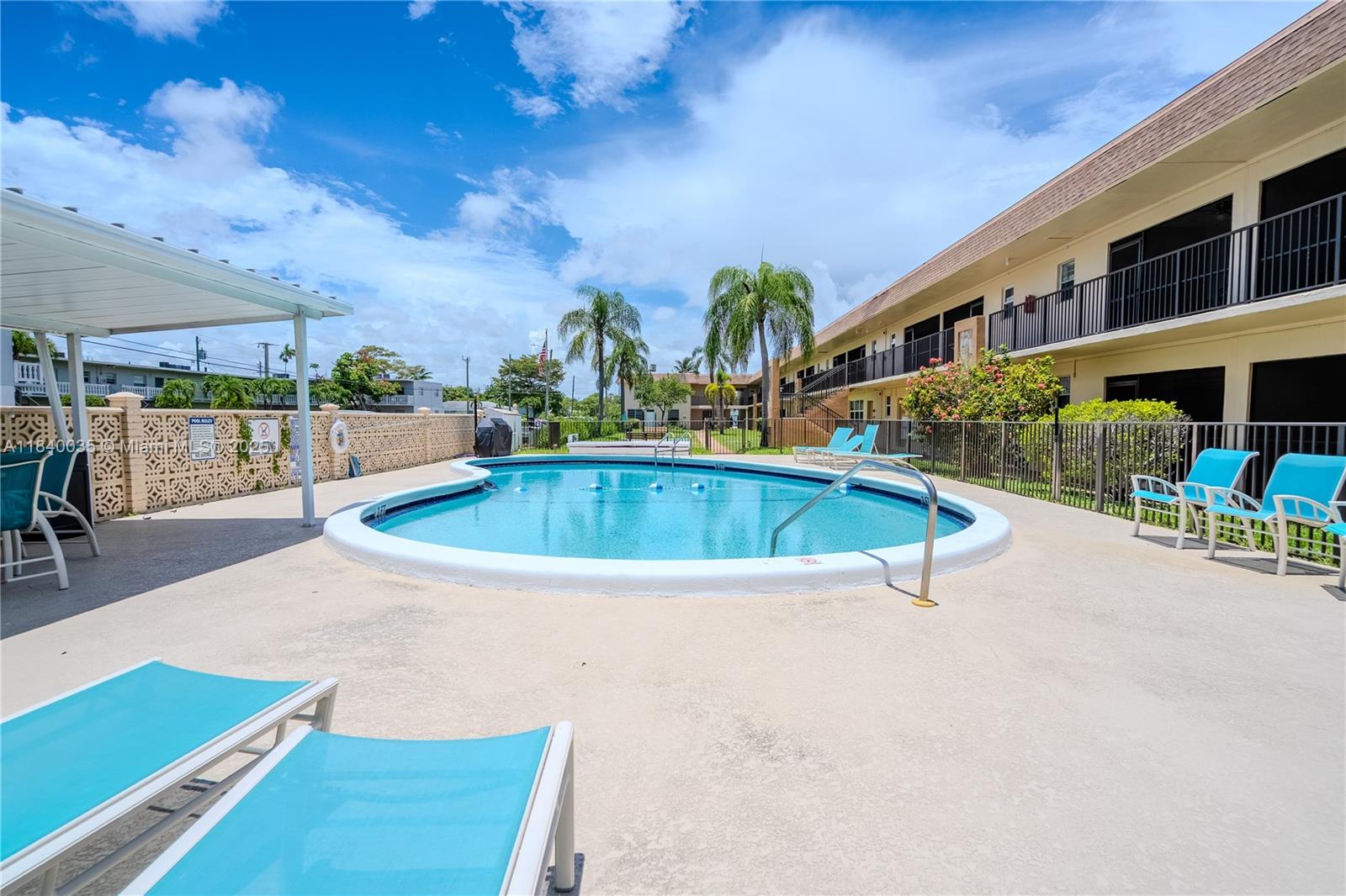 421 NE 1st St #101, Hallandale Beach, Florida image 46