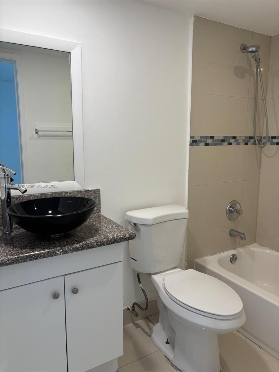 Property photo # 9