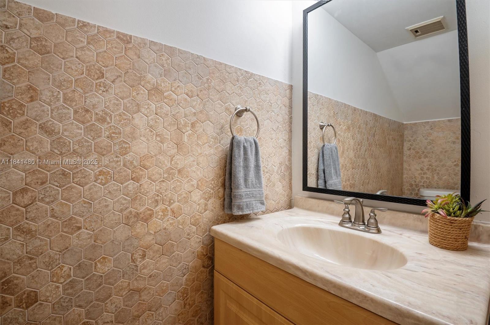 3165 Jackson Ave #3, Miami, Florida image 11
