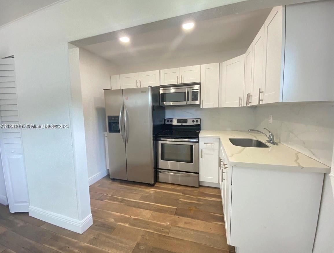Property photo # 0