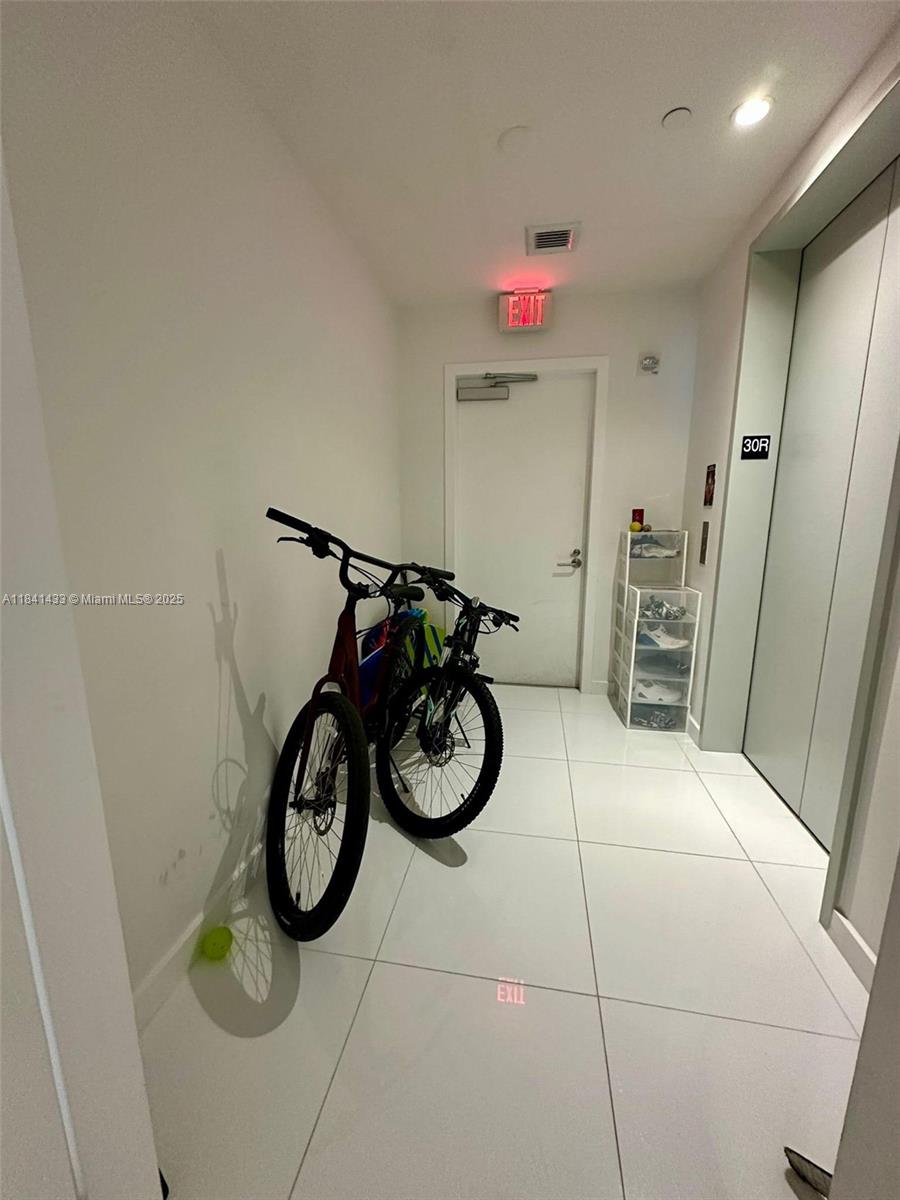 851 NE 1st Ave #3005, Miami, Florida image 16