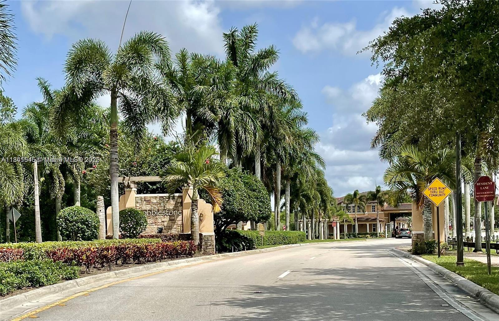 14615 SW 14th St #14615, Pembroke Pines, Florida image 5