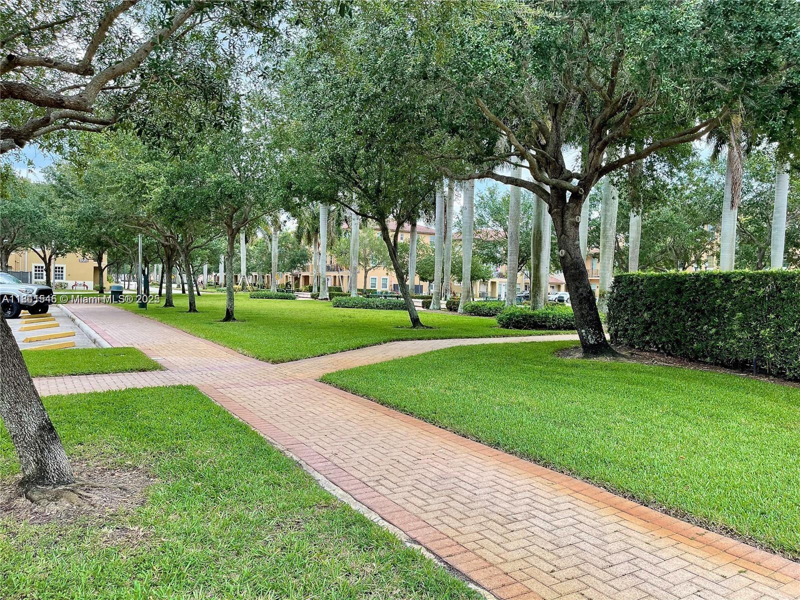 14615 SW 14th St #14615, Pembroke Pines, Florida image 8