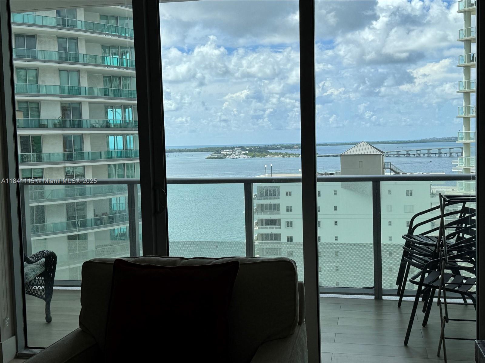 1300 Brickell Bay Dr #1808, Miami, Florida image 4