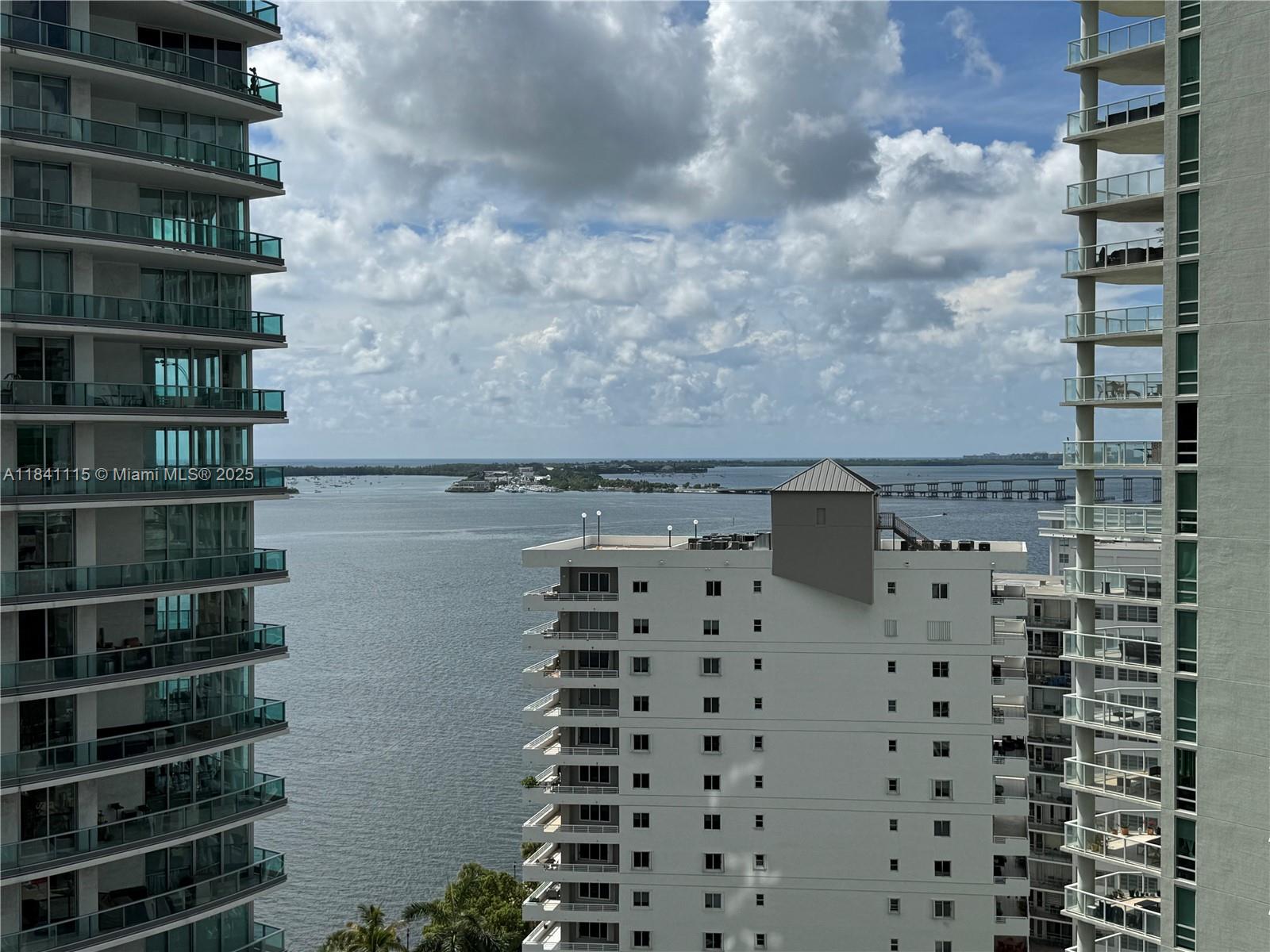 1300 Brickell Bay Dr #1808, Miami, Florida image 6