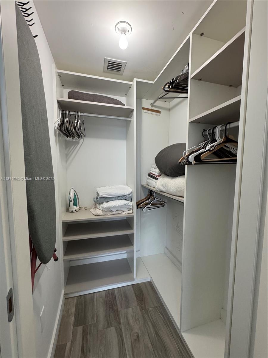 1300 Brickell Bay Dr #3301, Miami, Florida image 16
