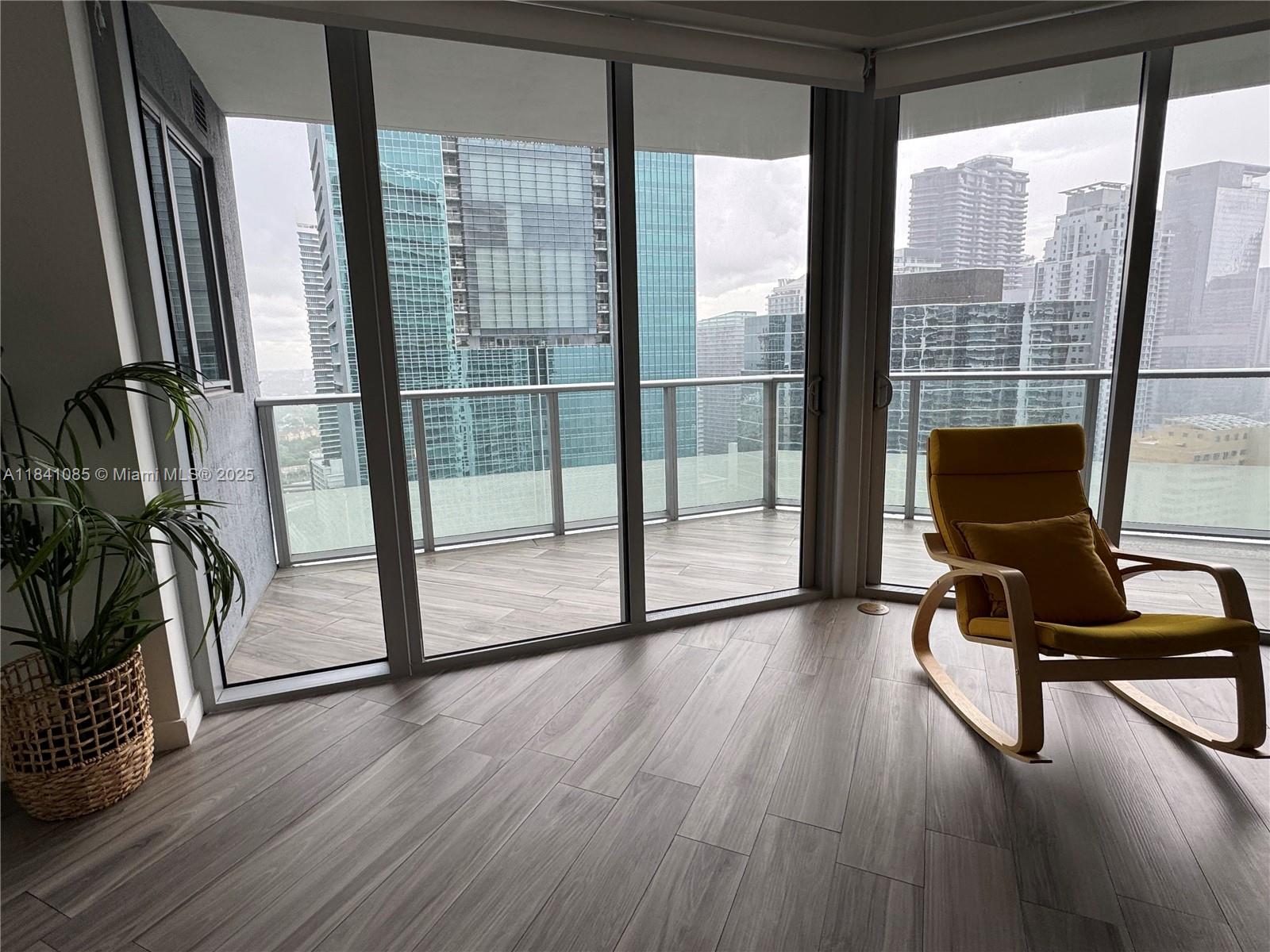 1300 Brickell Bay Dr #3301, Miami, Florida image 7