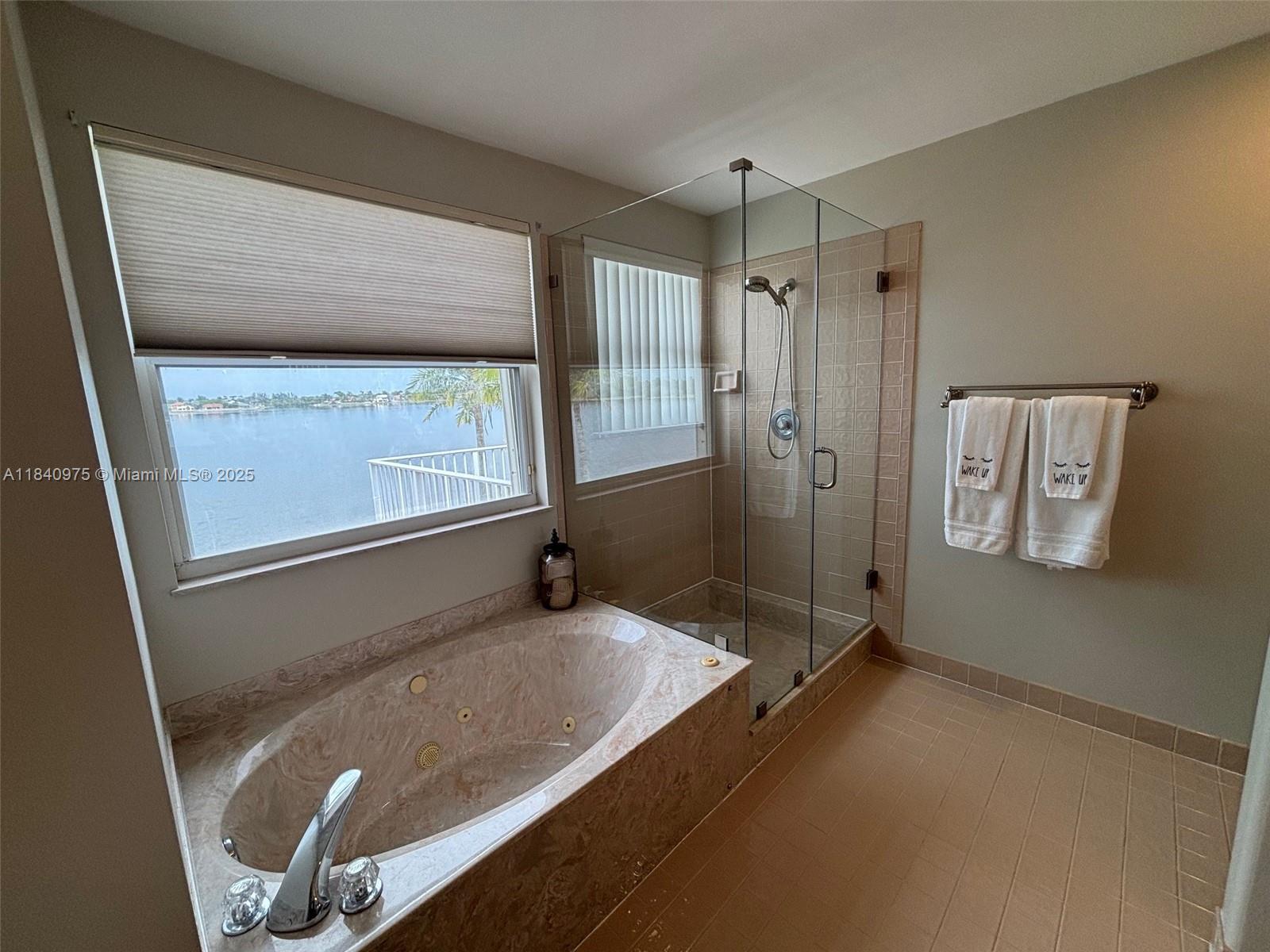 18265 NW 12th St, Pembroke Pines, Florida image 2