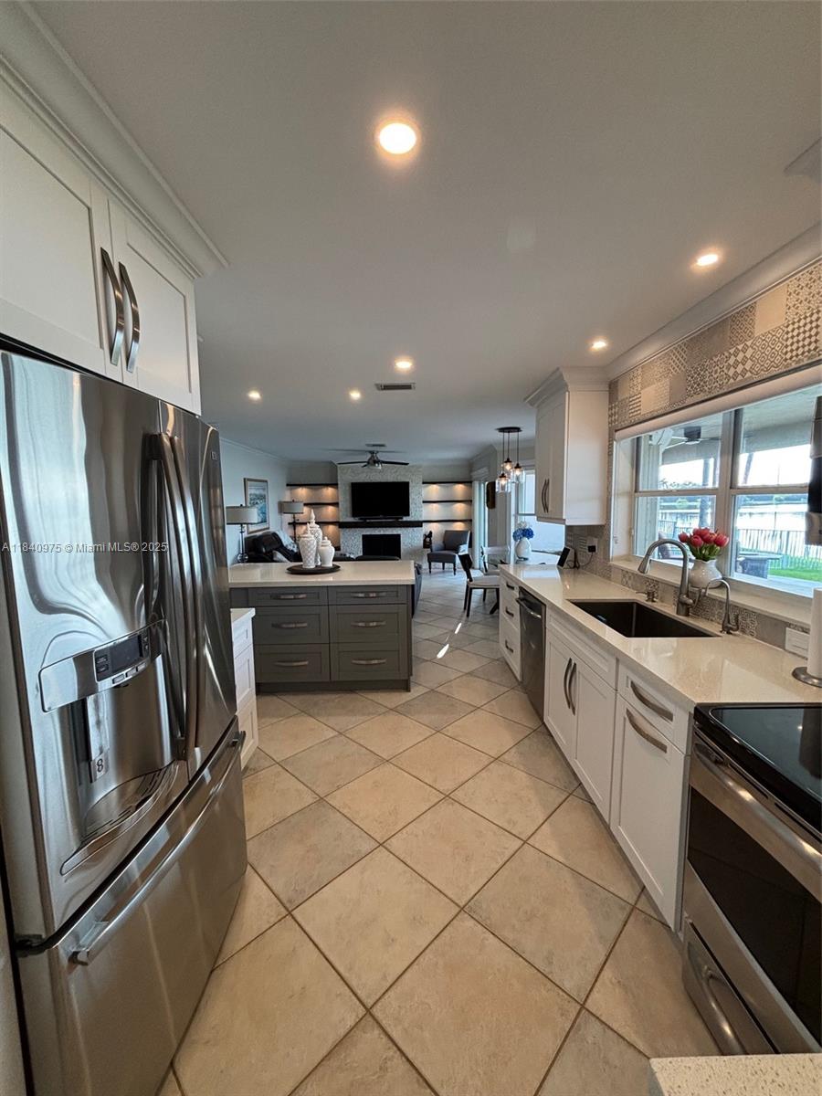 18265 NW 12th St, Pembroke Pines, Florida image 34