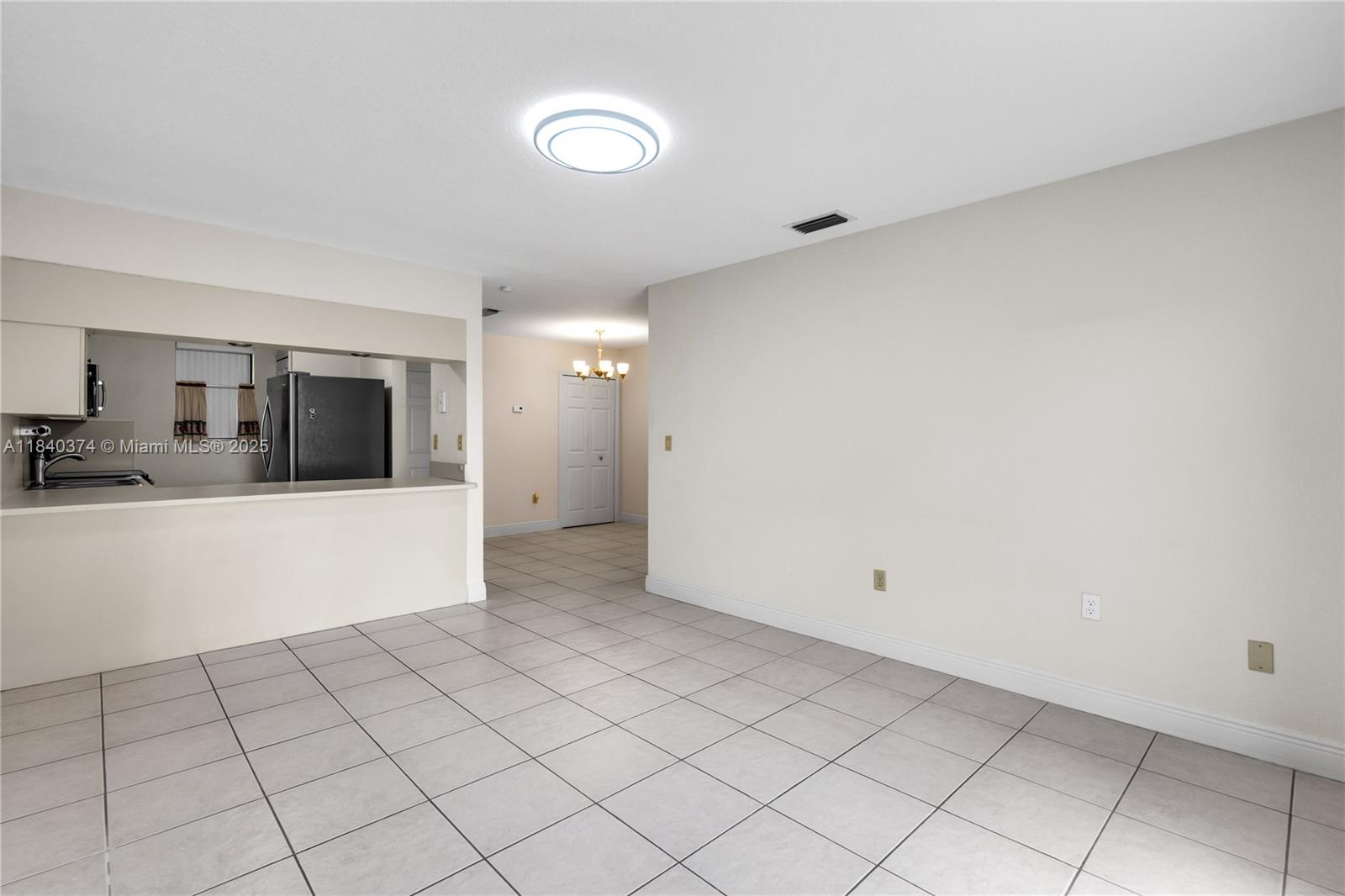 8425 NW 8th St #304, Miami, Florida image 14