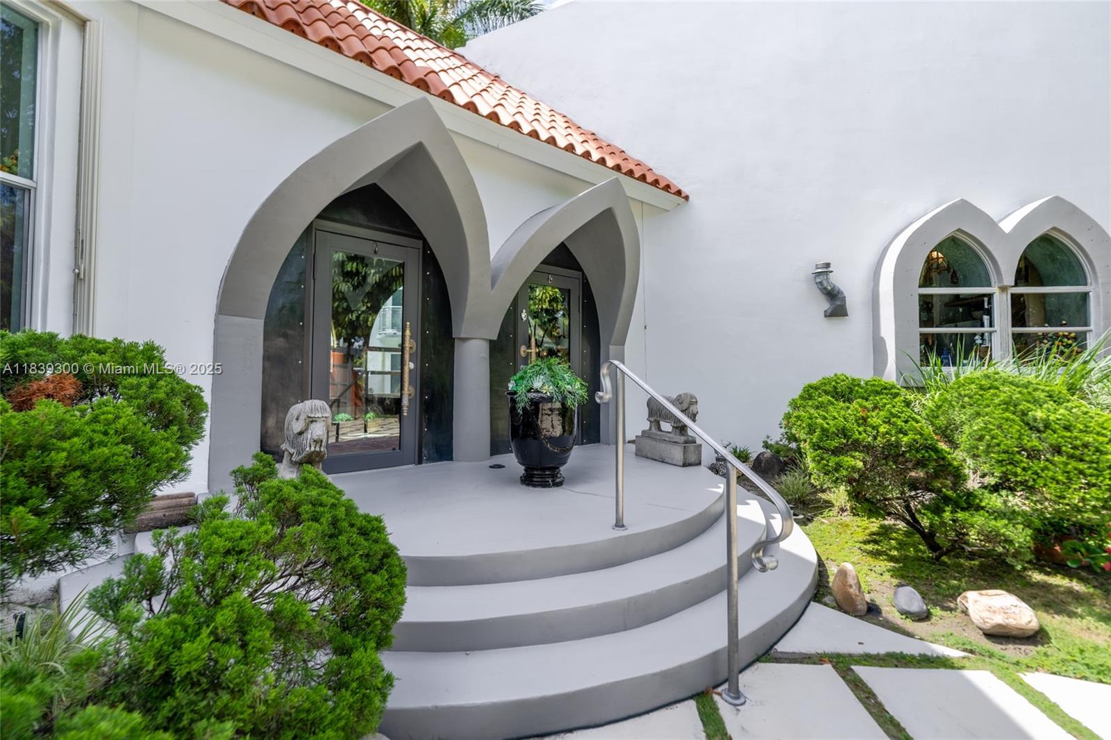 6867 SW 62nd Ter, South Miami, Florida image 3
