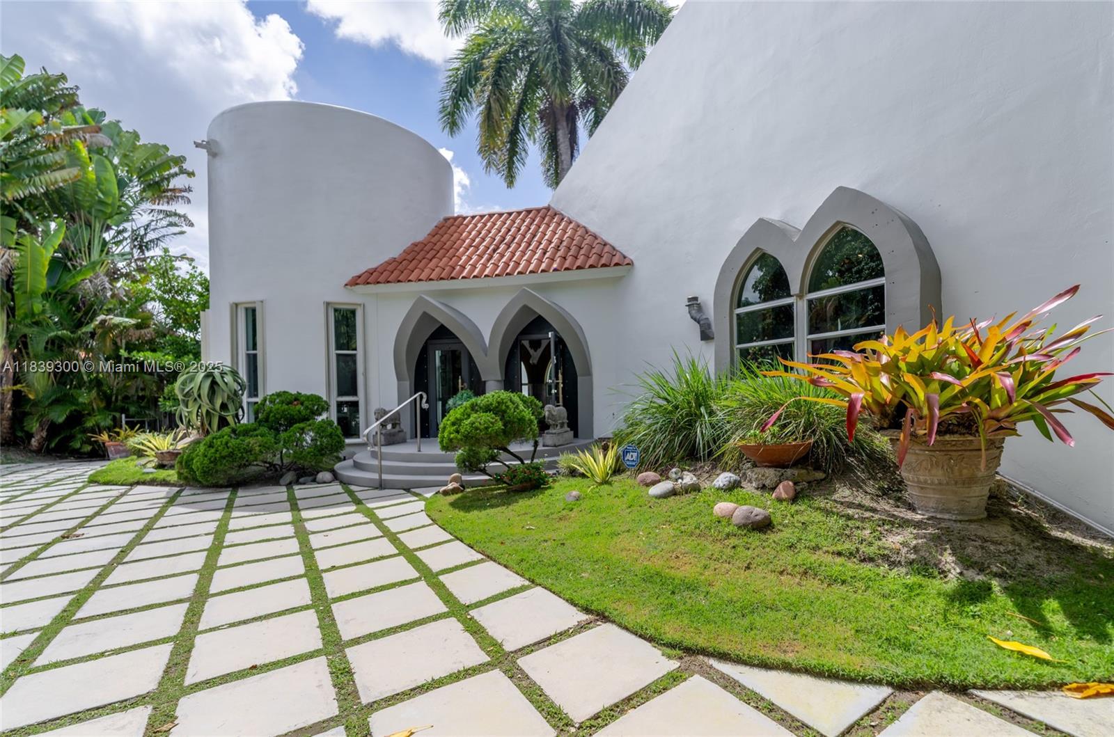 6867 SW 62nd Ter, South Miami, Florida image 4